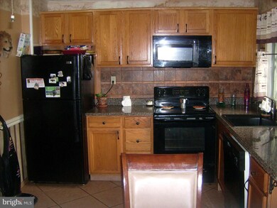 35 Snowflower Ln, Willingboro, NJ 08046 - photo 5