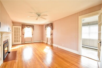 20 Dudley Ave N, Middletown, RI 02842 - photo 5