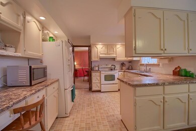 Kitchen 4
