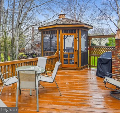 3020 Ashburton Manor Dr, Herndon, VA 20171 - photo 4