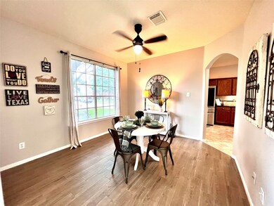 8918 Path Green Dr, Houston, TX 77095 - photo 6