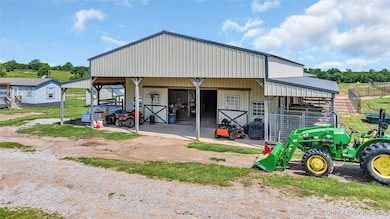 836 Reck Rd, Wilson, OK 73463 - photo 2