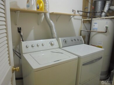 LAUNDRY ROOM ON 1ST FLOOR