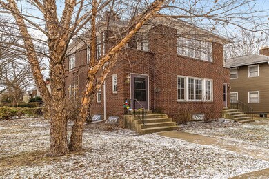 183 Weber_MLS_ Exteriors_03