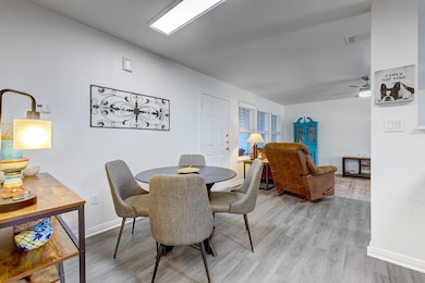 358 Shady Bluff Dr unit B, Wimberley, TX 78676 - photo 6