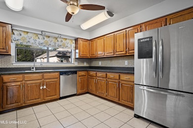 884 Kailua Place, Diamondhead, MS 39525 - photo 7