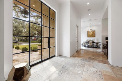 2164 Chilton Rd, Houston, TX 77019 - photo 3