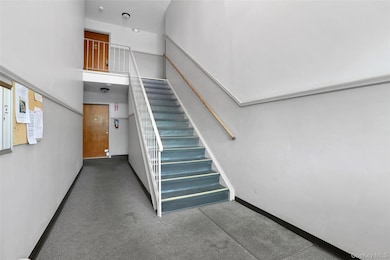 810 Blooming Grove Turnpike unit 88, New Windsor, NY 12553 - photo 4