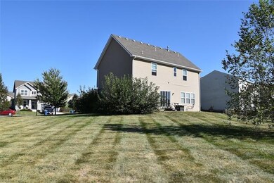 8900 Dunraven St, Lenexa, KS 66227 - photo 2