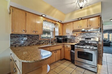 6406 S Laporte Ave, Chicago, IL 60638 - photo 5