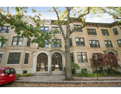 68 Marshal St unit 3, Brookline, MA 02446 - photo 2