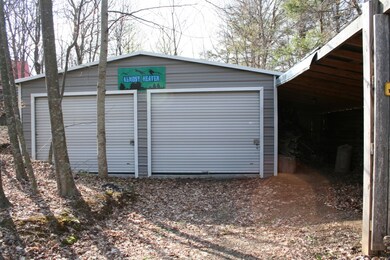 Detached Garage
