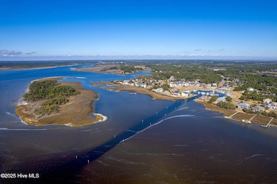 409 Island Dr unit 54, Beaufort, NC 28516 - photo 2