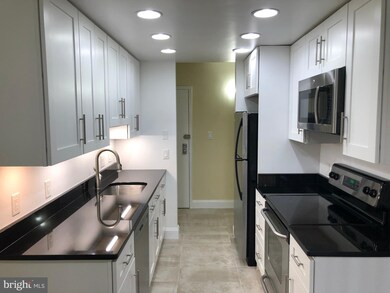 2247 Castle Rock Square unit 11C, Reston, VA 20191 - photo 6