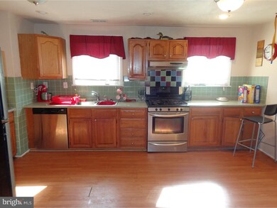 726 Bentley Rd, Lindenwold, NJ 08021 - photo 3