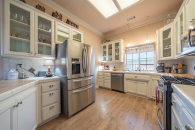 1717 Capistrano Walk-22