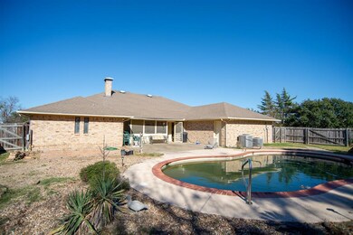 180 Melrose Cir, Denison, TX 75020 - photo 4