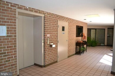 Heather Ridge unit 408, Baltimore, MD 21209 - photo 4
