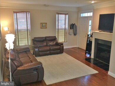 135 Chevy Chase St, Gaithersburg, MD 20878 - photo 5