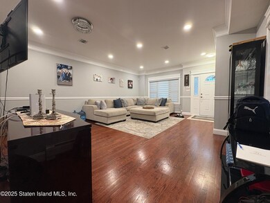 91 El Camino Loop, Staten Island, NY 10309 - photo 2