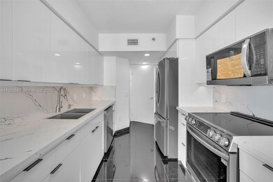 Oceania II unit 2626, Sunny Isles Beach, FL 33160 - photo 4