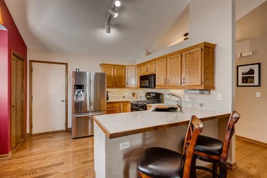 619 Grace Dr, Lake In the Hills, IL 60156 - photo 5