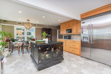 473 Howard Ave, Staten Island, NY 10301 - photo 6