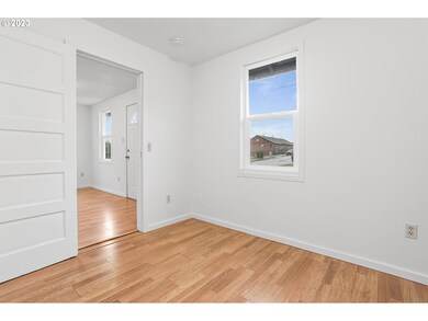 1401 Jordan St, the Dalles, OR 97058 - photo 6