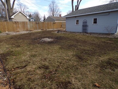 1106 C St, La Porte, IN 46350 - photo 6