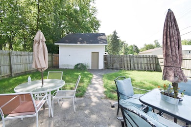 817 Grace Ave, Elkhart, IN 46516 - photo 4