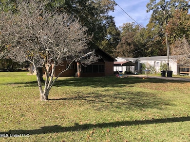 213 Harbor Ln, Brandon, MS 39047 - photo 2