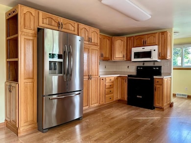 W2035 County Road Y unit Y, Chilton, WI 53014 - photo 3