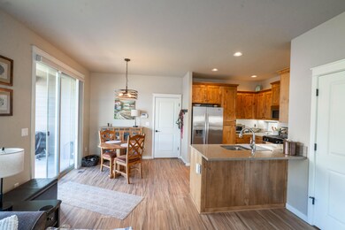 3120 SW 28th St, Redmond, OR 97756 - photo 7