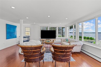 230 Shawomet Ave, Warwick, RI 02889 - photo 2