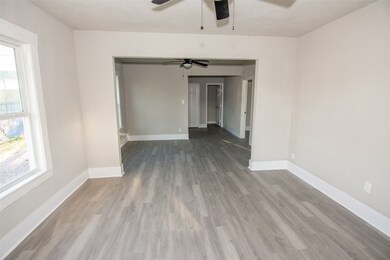 3307 Broadway St unit 5, Houston, TX 77017 - photo 4
