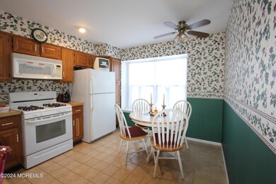310 Spinnaker - 4