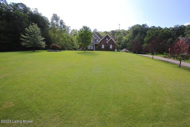 548 E Oak St, Lebanon Junction, KY 40150 - photo 2