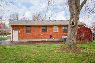 9408 Doewood Ln, Louisville, KY 40291 - photo 5