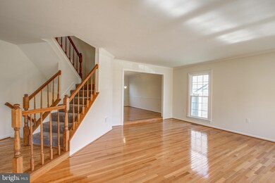 305 Argosy Dr, Gaithersburg, MD 20878 - photo 5