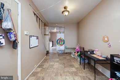 541 Wunder St, Reading, PA 19602 - photo 7