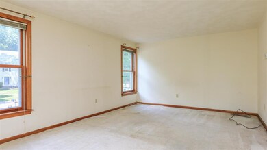 21 Cathedral Cir, Nashua, NH 03063 - photo 7