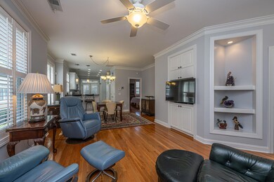 2263DanielIslandDr010