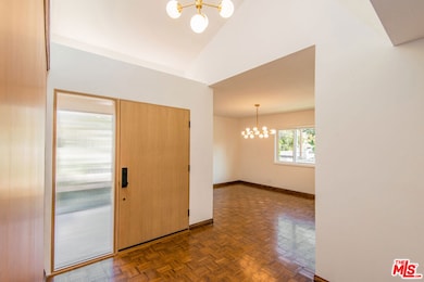 13104 Magnolia Blvd, Sherman Oaks, CA 91423 - photo 7