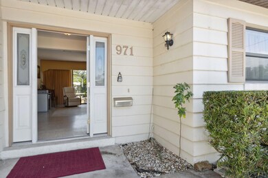 6-web-or-mls-6_971 Kings Post Rd