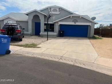 6901 W Monterey Way, Phoenix, AZ 85033 - photo 2