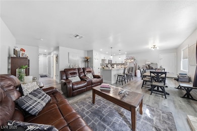 4788 Marnell Dr, Las Vegas, NV 89121 - photo 5