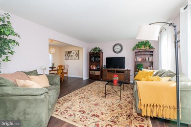 6008 Wiss Dr, Laurel, MD 20707 - photo 3