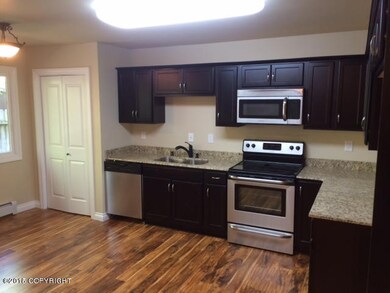 811 W 80th Kitchen 2