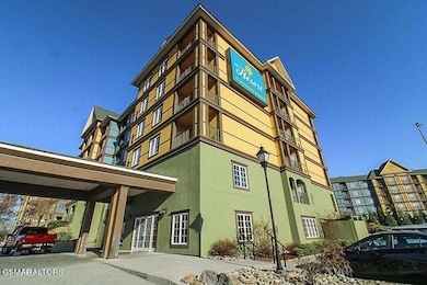 225 Collier Dr, Sevierville, TN 37862 - photo 3