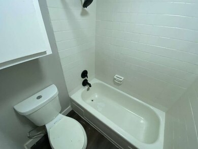 5625 Antoine Dr unit 404, Houston, TX 77091 - photo 4